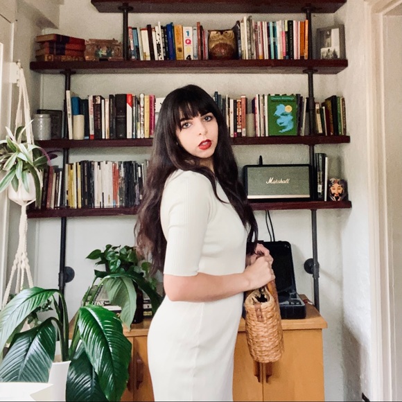 Meet Your Posher - Picture 5 of 5